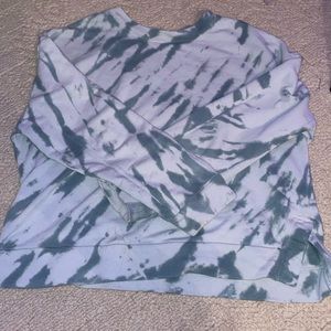 medium tie dye zella crewneck